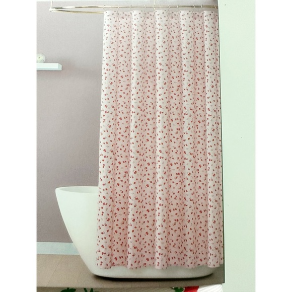 Kate Spade Strawberry Shower Curtain 72 x 72 Pink Wild Strawberries NWT - Picture 3 of 4